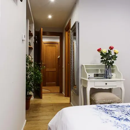 Lora Center 3* Como